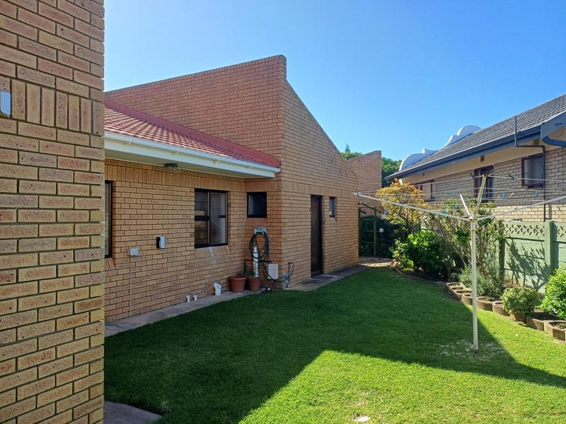 3 Bedroom Property for Sale in Reebok Western Cape